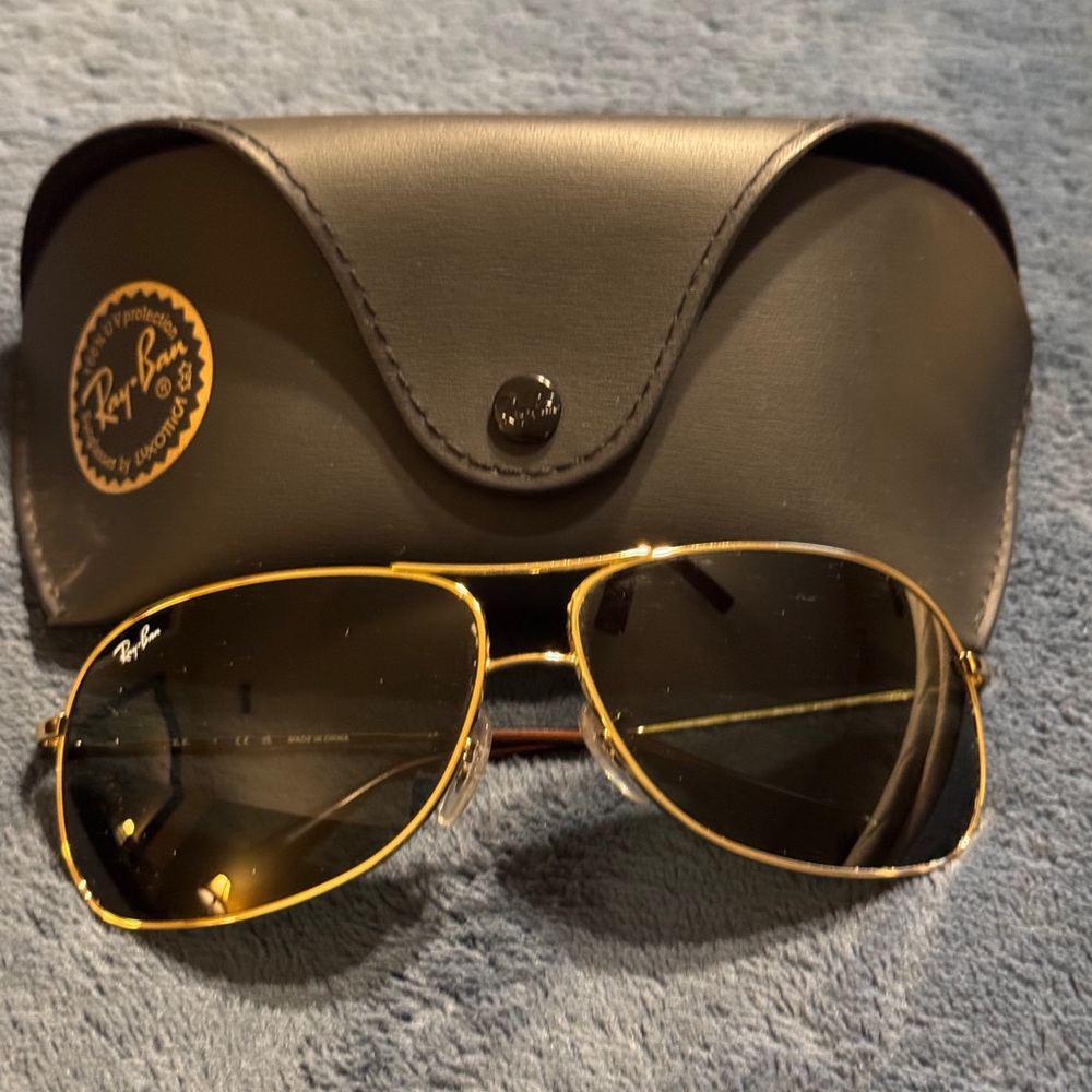 Ray-Ban Aviator Sunglasses
